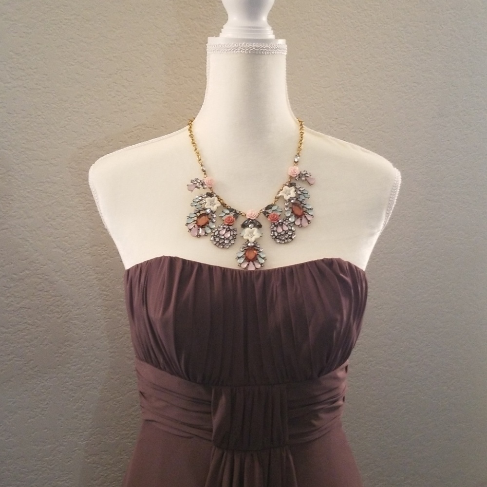 Taupe evening dress - Picture 2 of 4